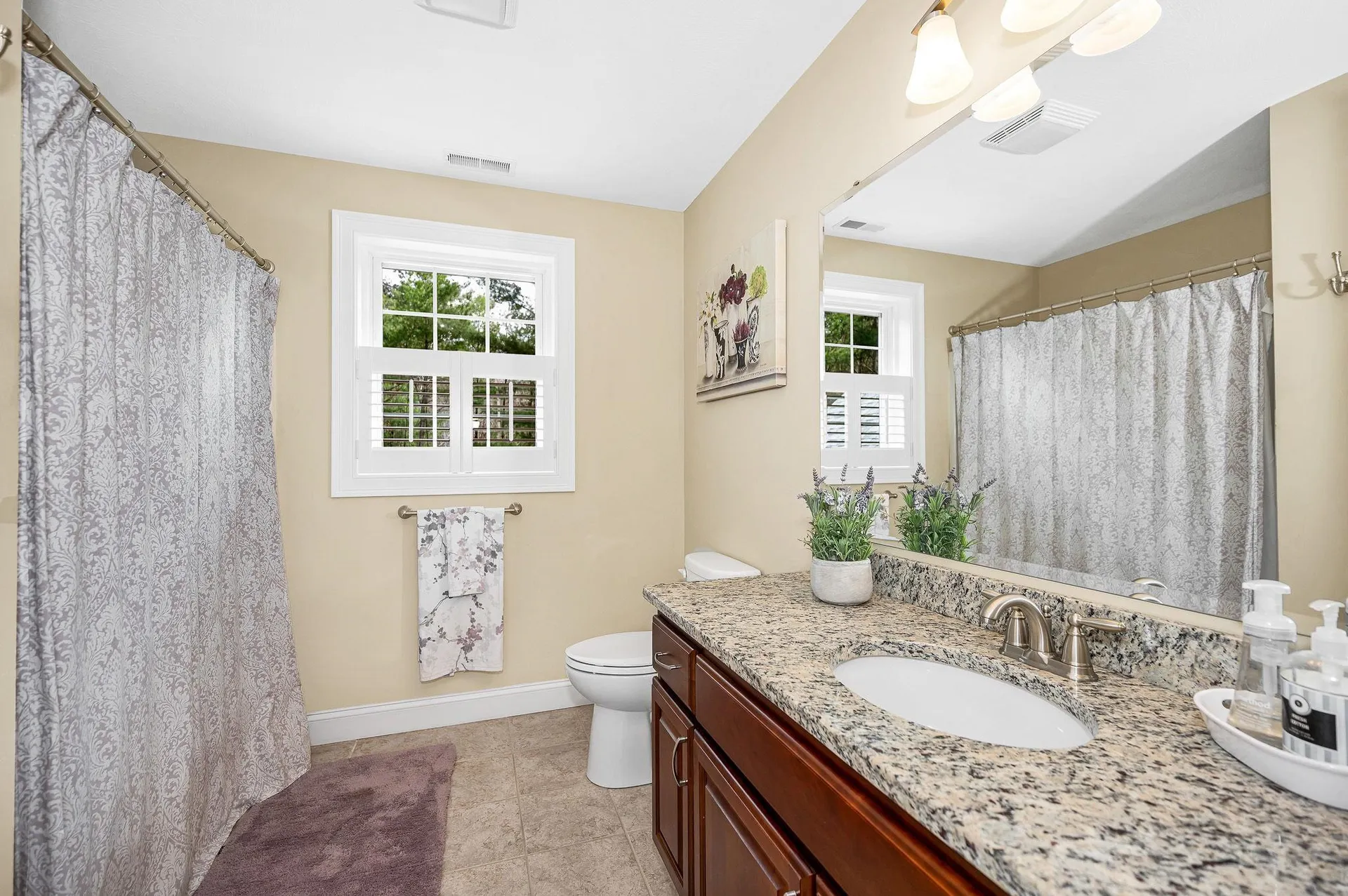 12 Harmony Lane Pelham NH 03076