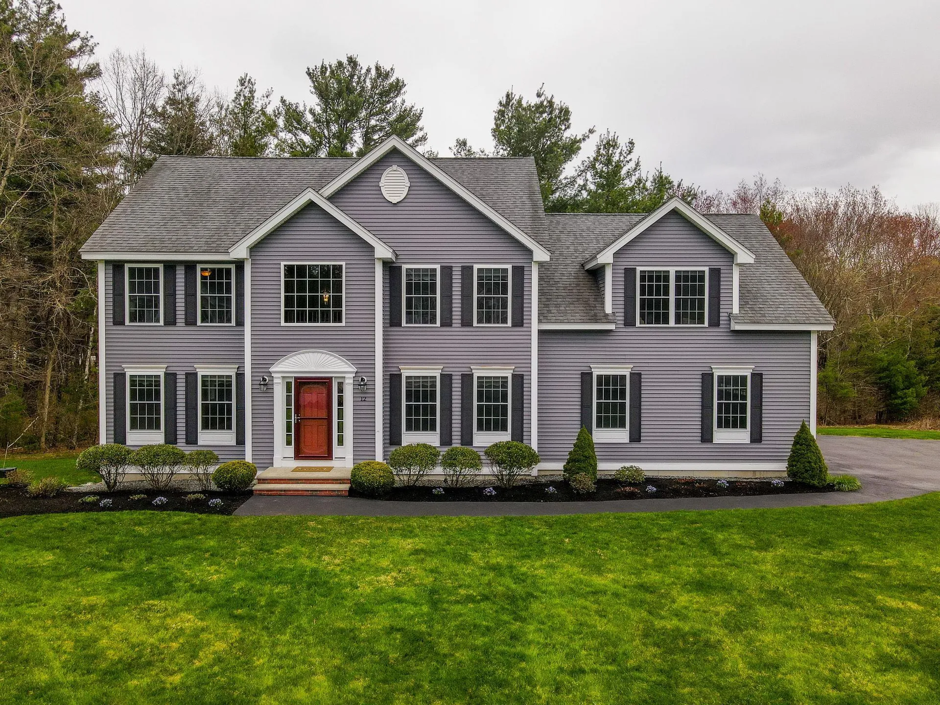 12 Harmony Lane Pelham NH 03076