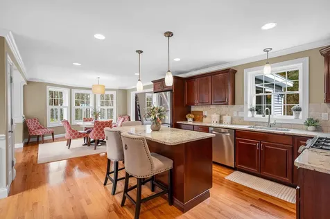 12 Harmony Lane Pelham NH 03076