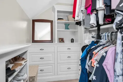 12 Harmony Lane Pelham NH 03076