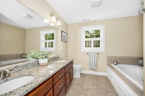 12 Harmony Lane Pelham NH 03076