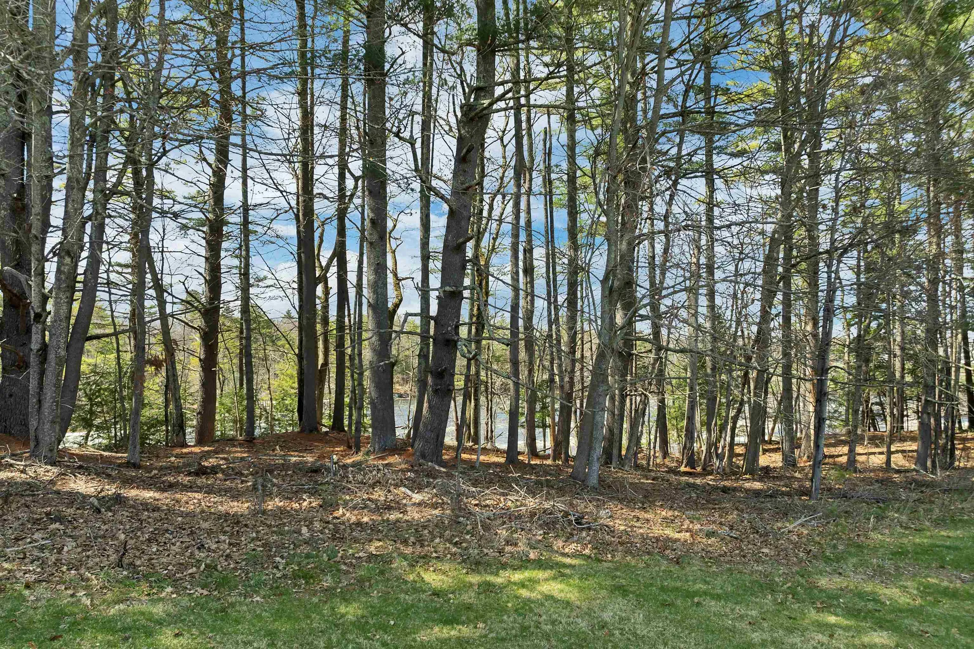 12 Hummingbird Lane Standish ME 04085