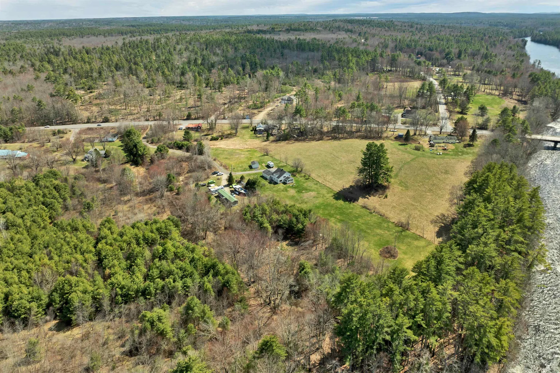 12 Hummingbird Lane Standish ME 04085