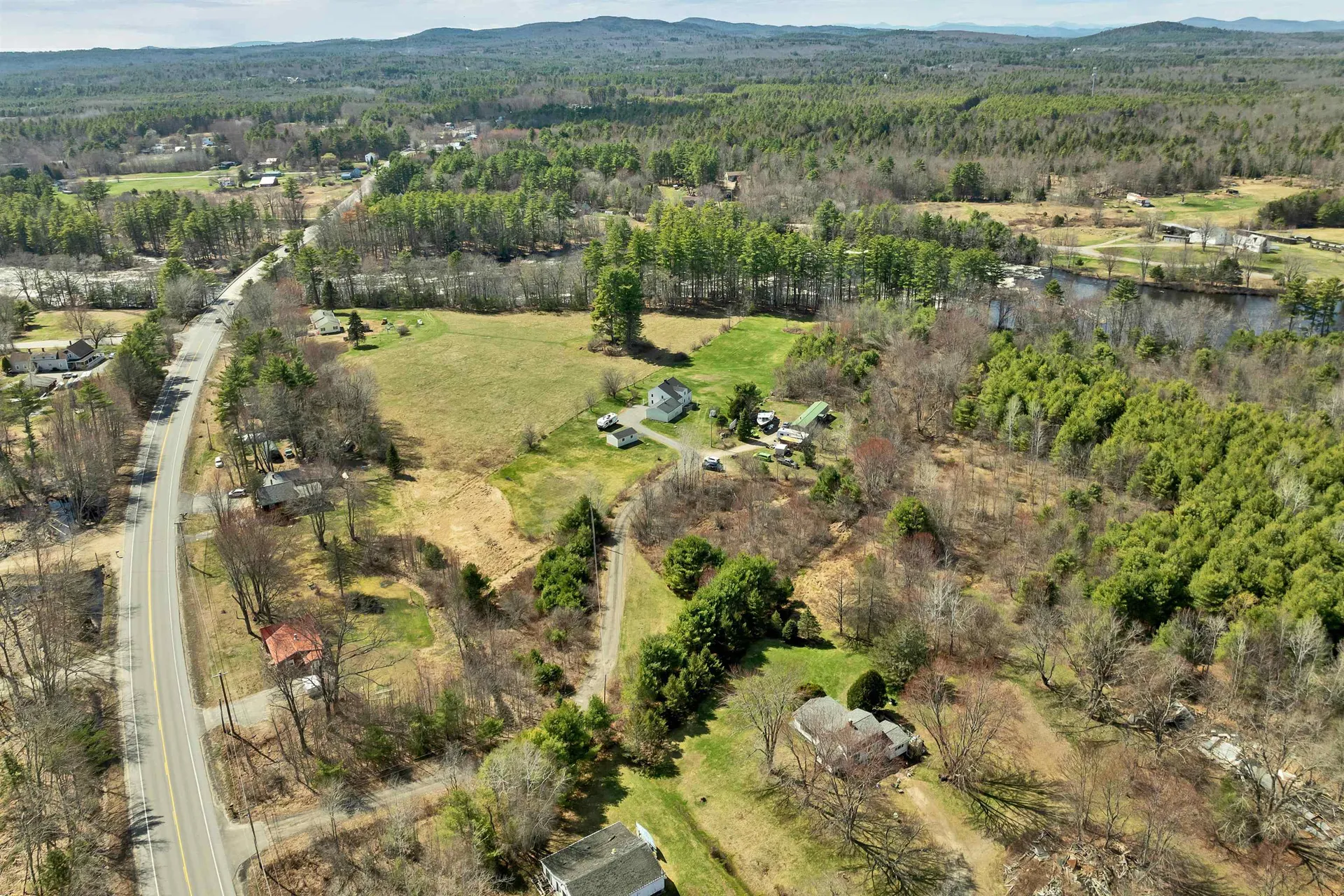12 Hummingbird Lane Standish ME 04085