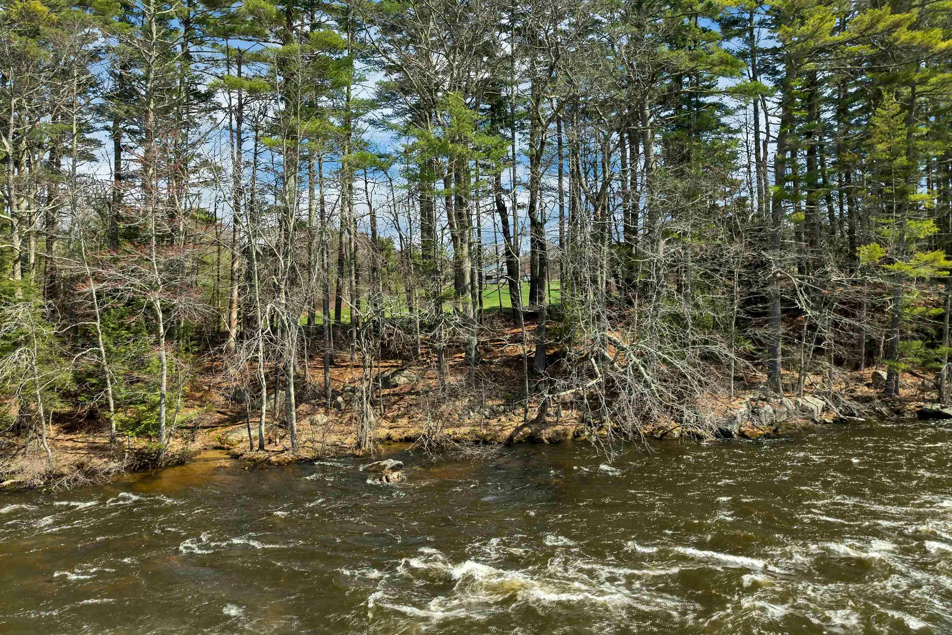 12 Hummingbird Lane Standish ME 04085
