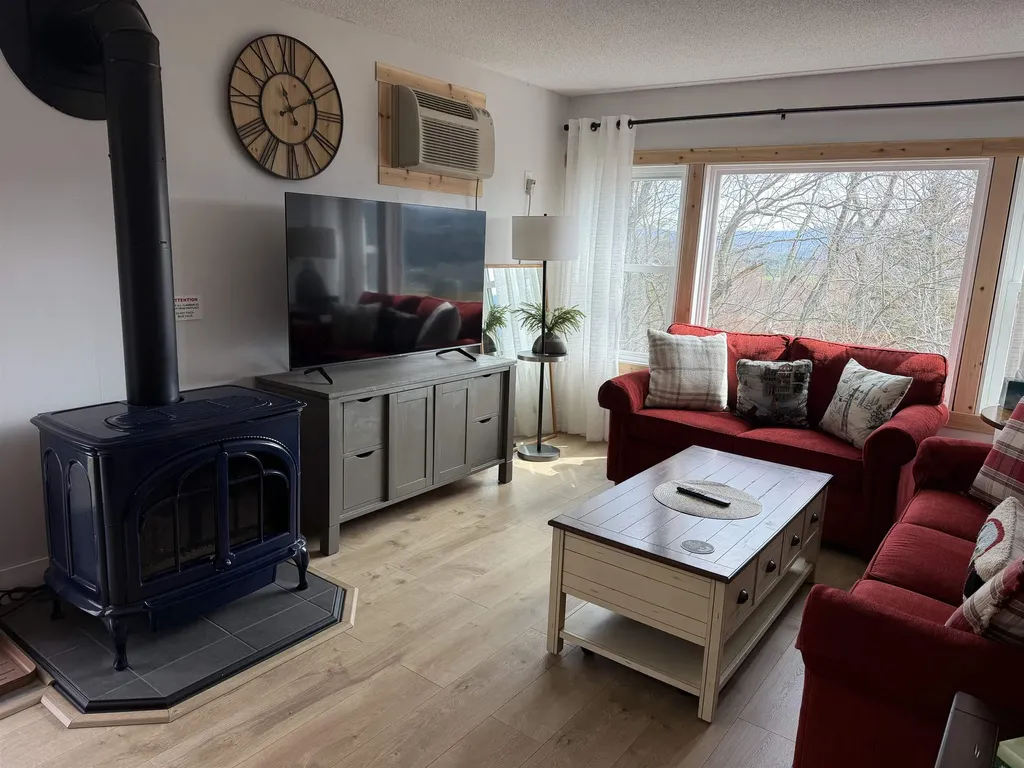 220 Mountainside Drive Stowe VT 05672