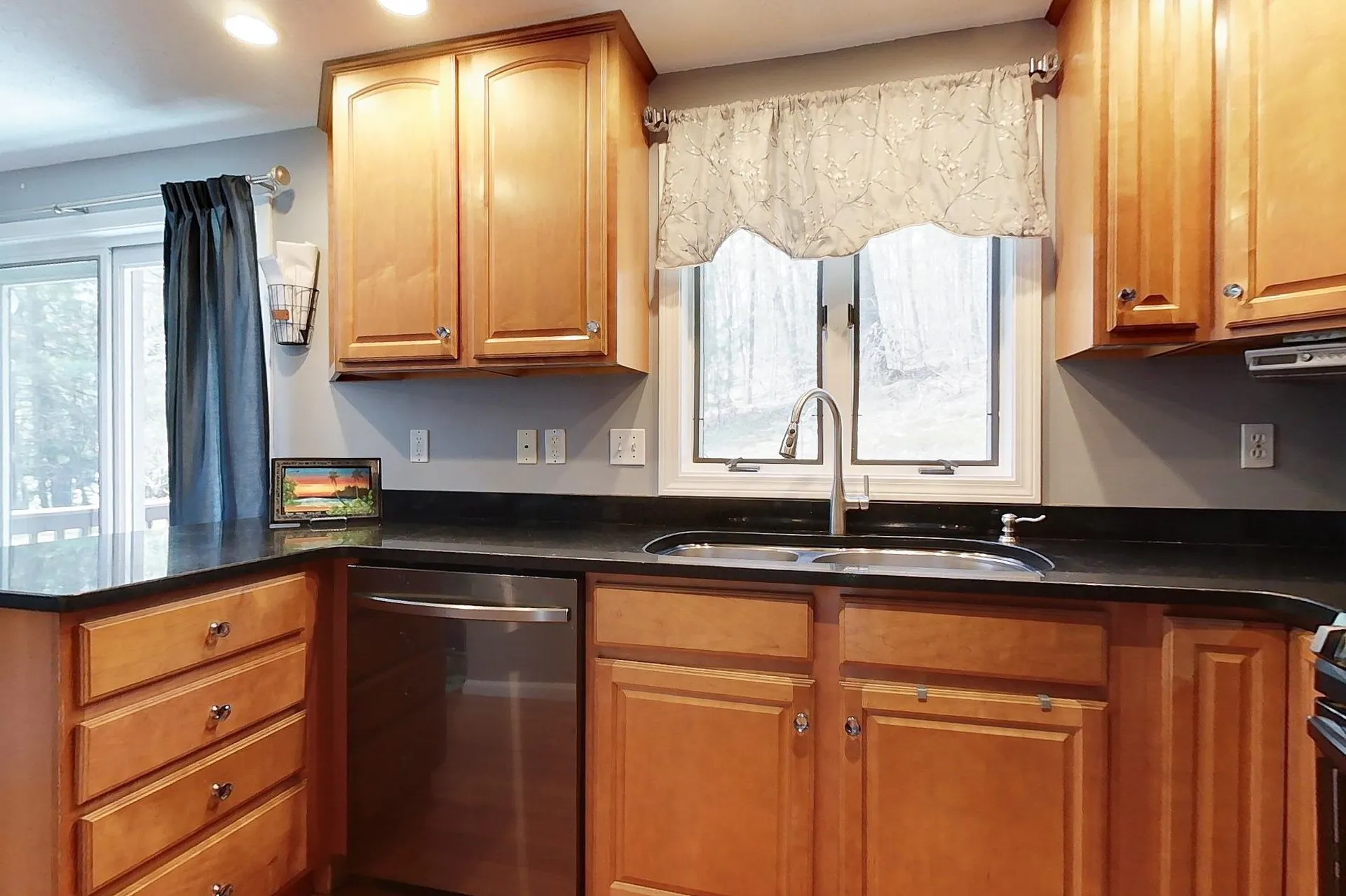 21 Gloucester Lane Nashua NH 03063