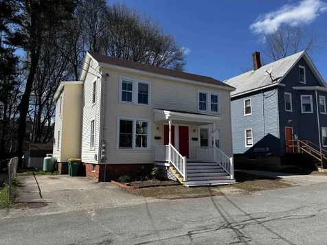7 Gagne Street Rochester NH 03867