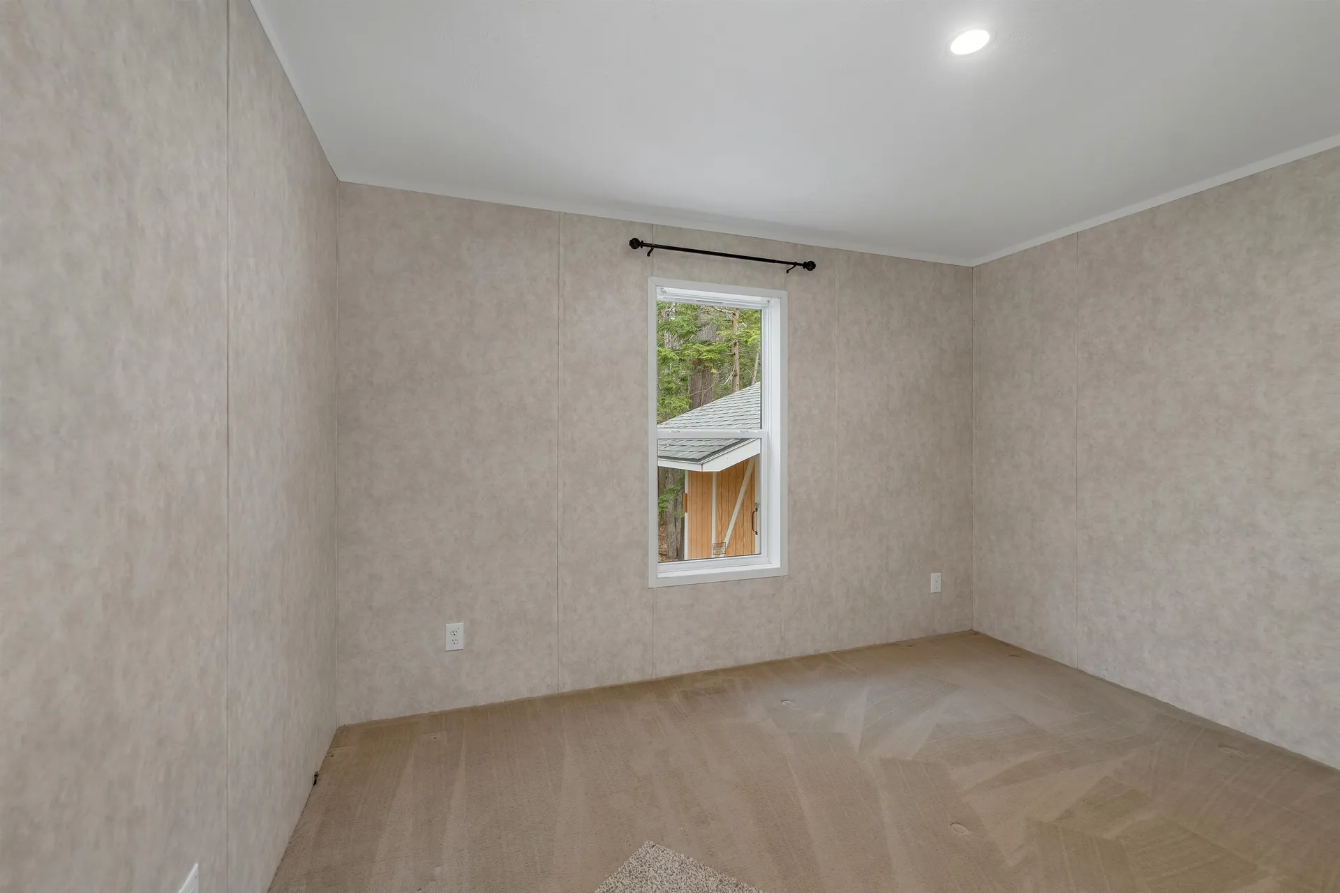 343 Old Lake Shore Road Gilford NH 03249