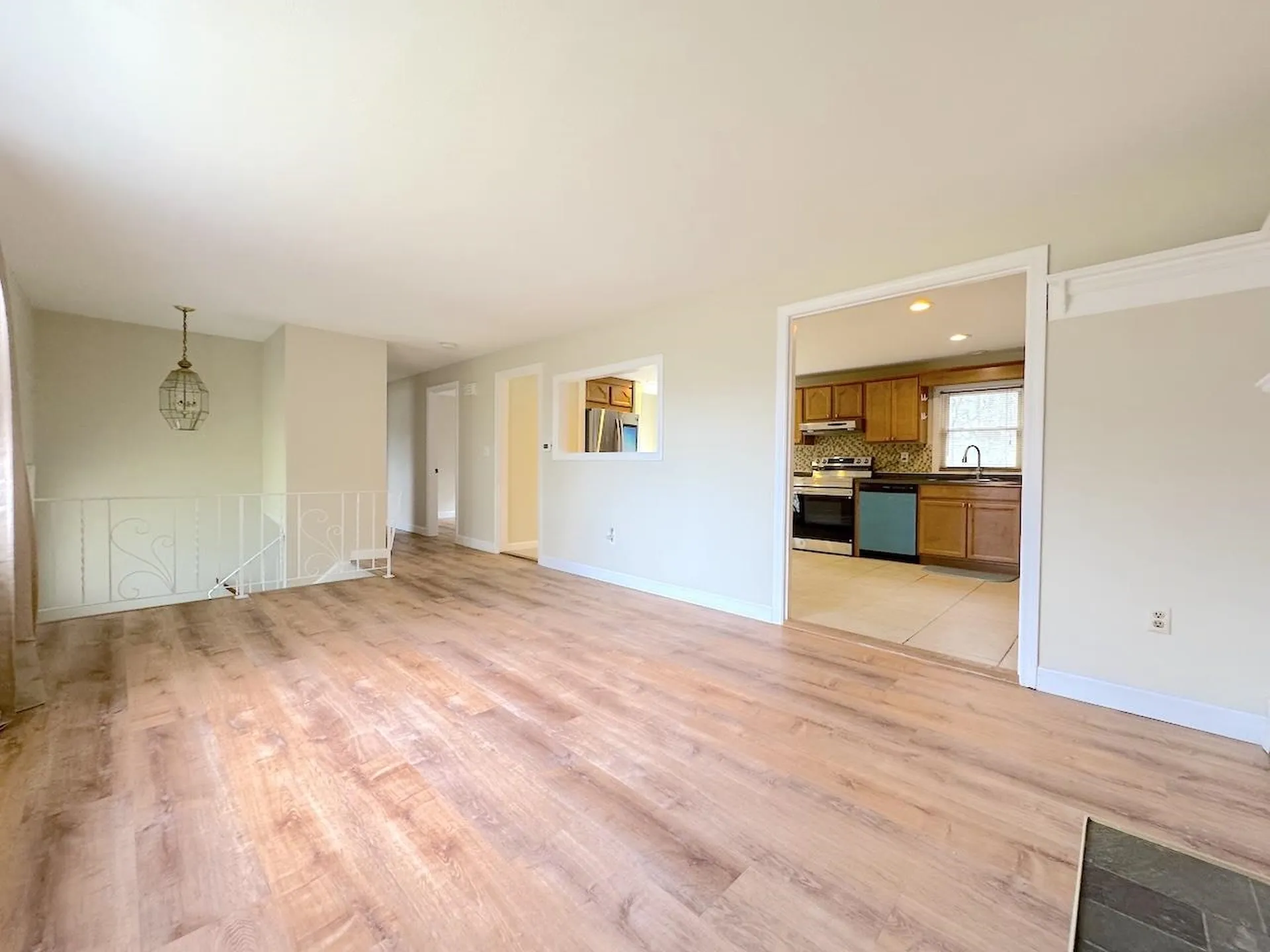 30 Highland Street Newton NH 03858