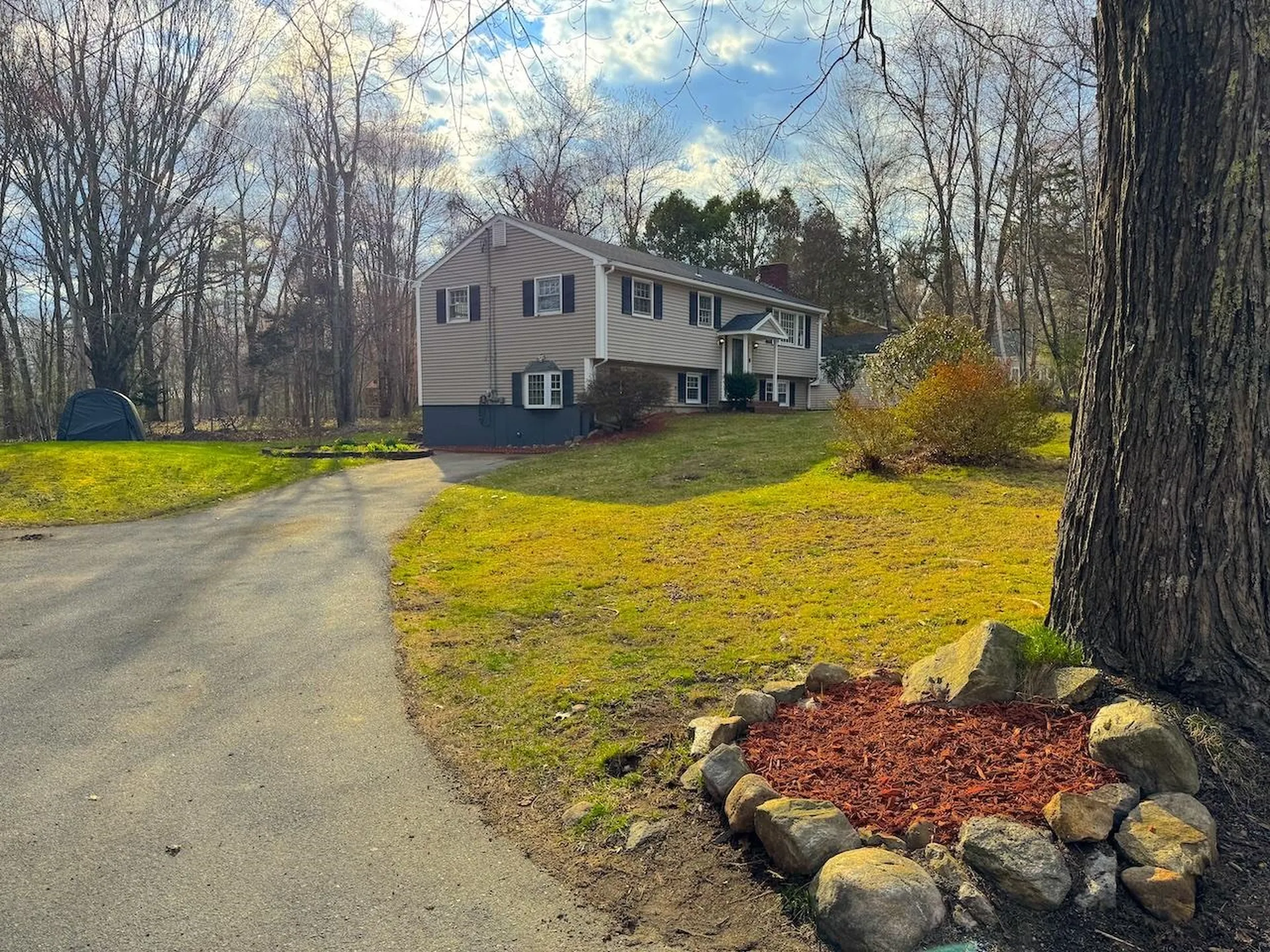 30 Highland Street Newton NH 03858