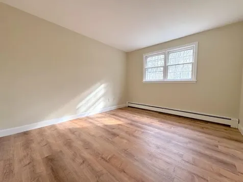 30 Highland Street Newton NH 03858