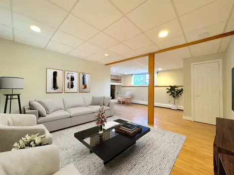 30 Highland Street Newton NH 03858