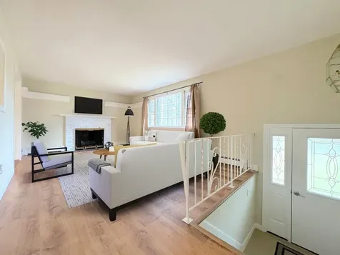 30 Highland Street Newton NH 03858