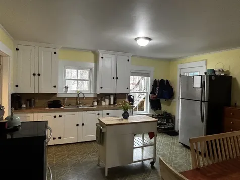 7 Gagne Street Rochester NH 03867