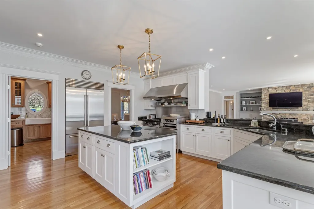 5 Cider Hill Road Hampton Falls NH 03844