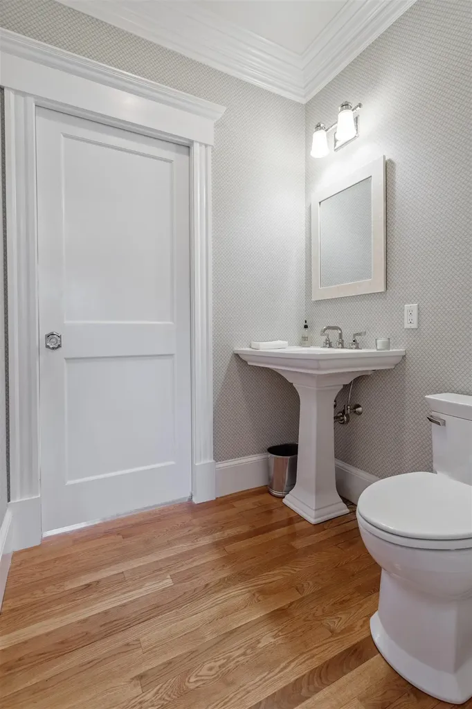 5 Cider Hill Road Hampton Falls NH 03844
