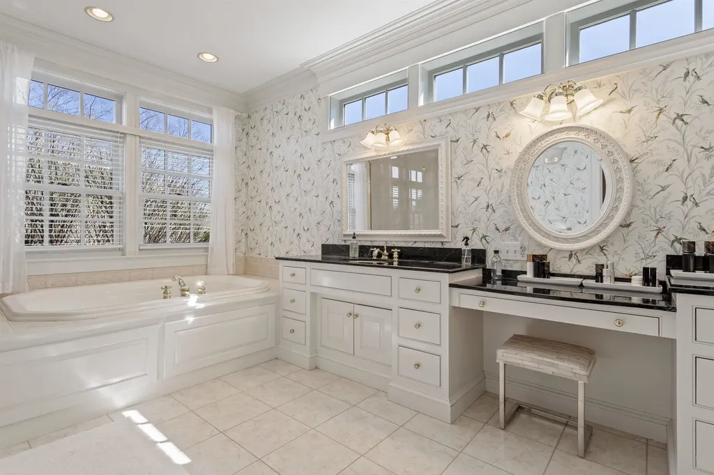 5 Cider Hill Road Hampton Falls NH 03844