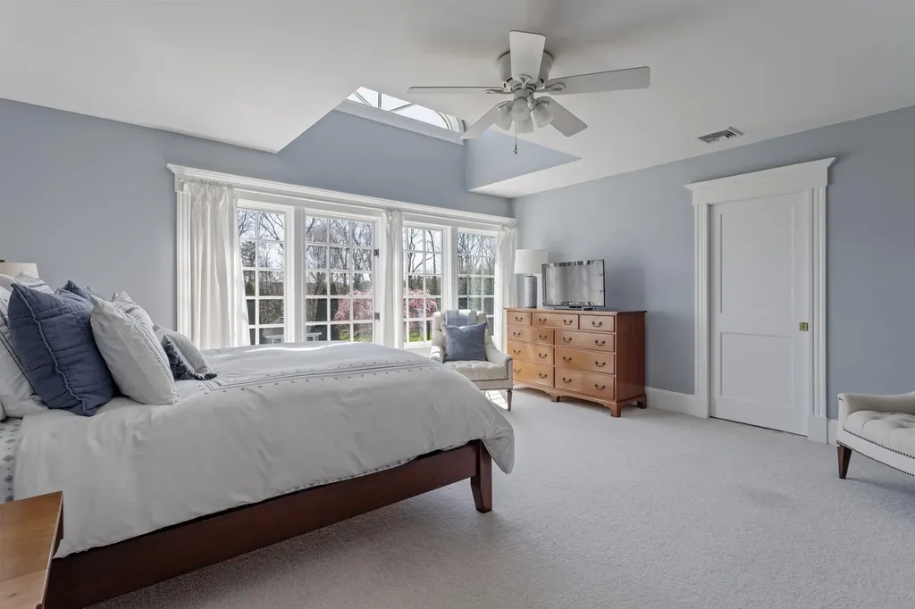 5 Cider Hill Road Hampton Falls NH 03844