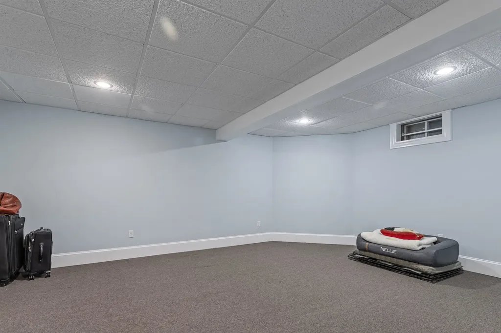 5 Cider Hill Road Hampton Falls NH 03844