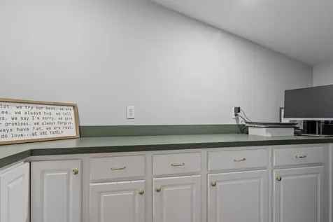5 Cider Hill Road Hampton Falls NH 03844