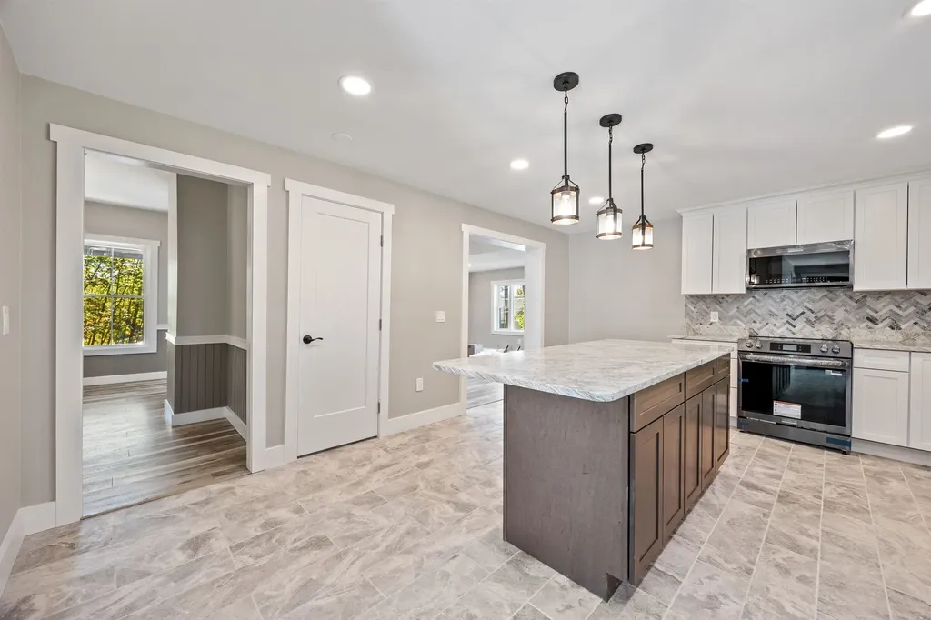 7 Mudgett Avenue Meredith NH 03253