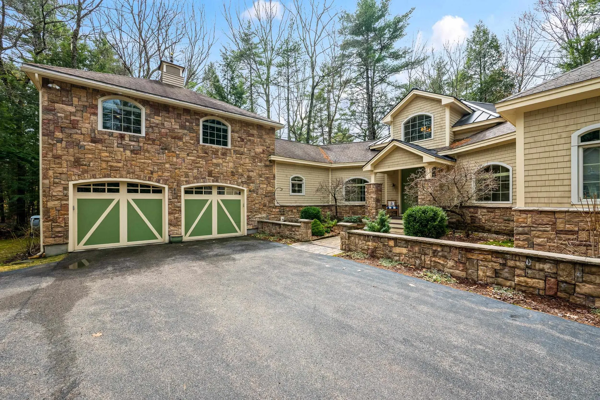 134 & 136 Brownfield Road Conway NH 03813