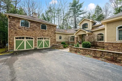 134 & 136 Brownfield Road Conway NH 03813