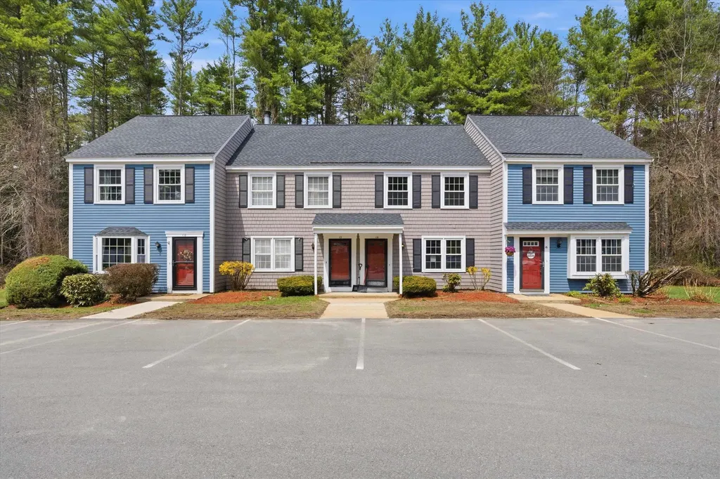 16 Kearns Drive Merrimack NH 03054