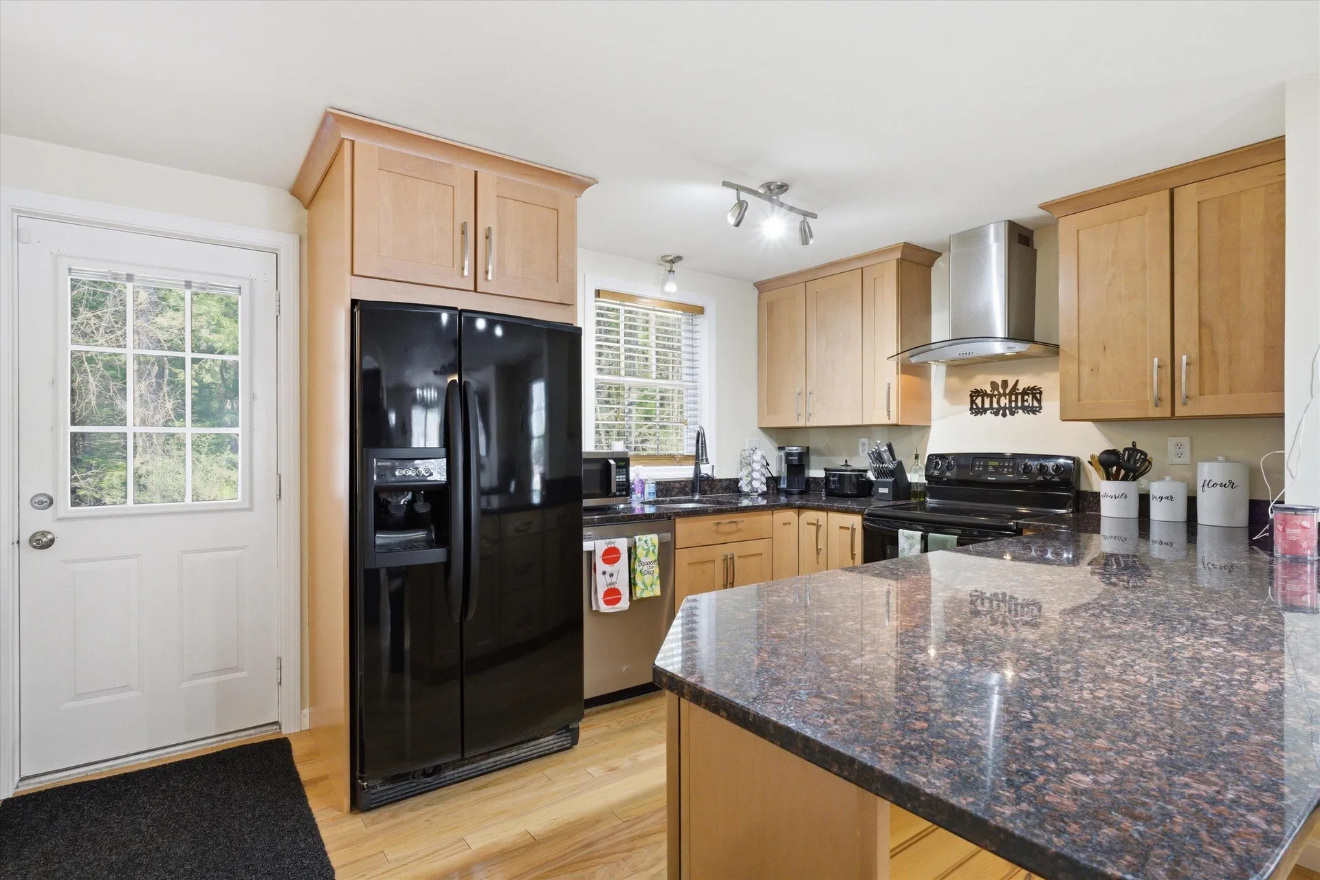 16 Kearns Drive Merrimack NH 03054