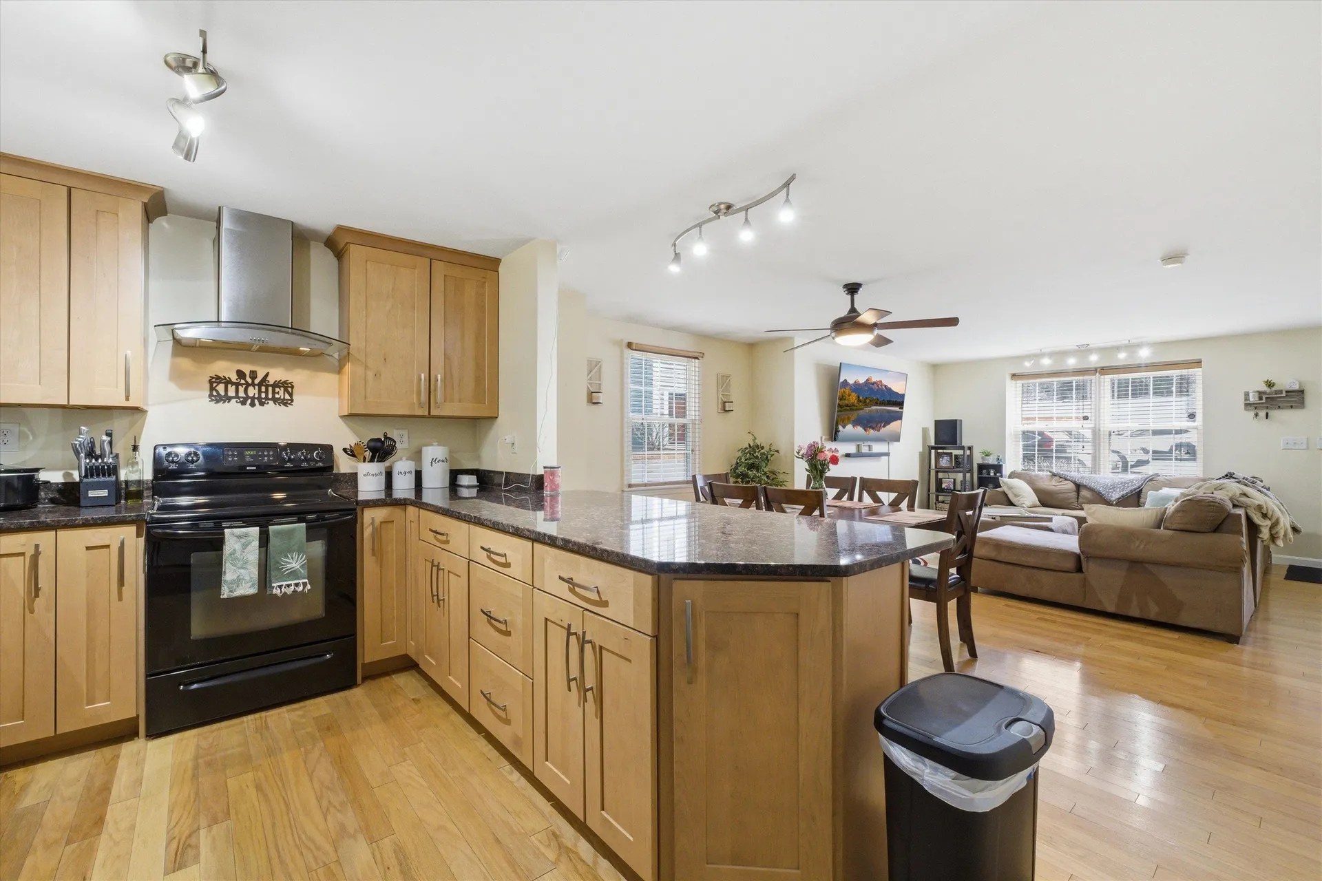 16 Kearns Drive Merrimack NH 03054
