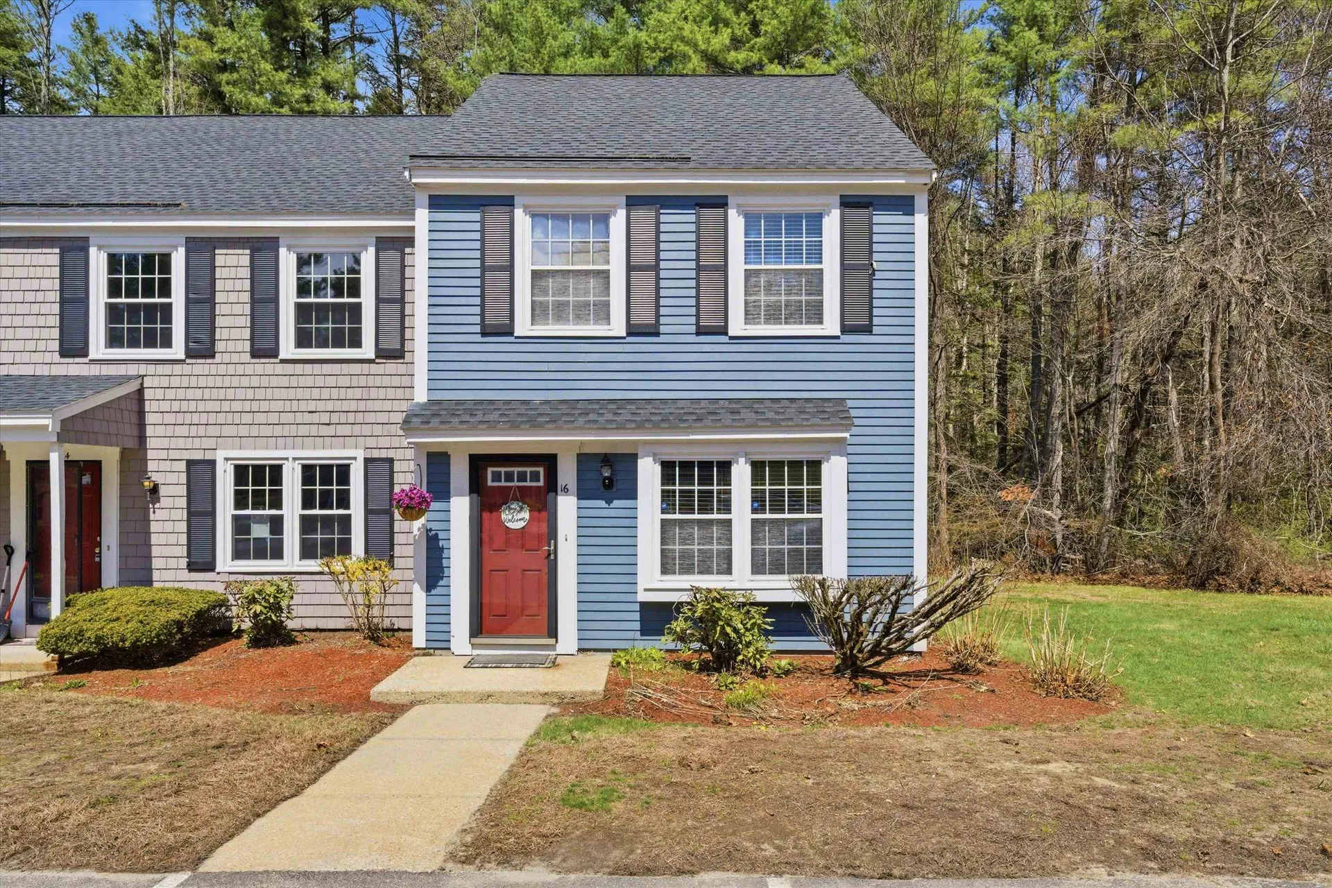 16 Kearns Drive Merrimack NH 03054