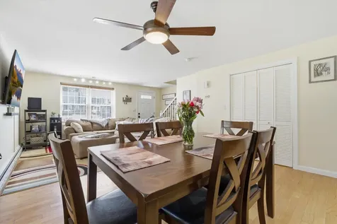 16 Kearns Drive Merrimack NH 03054