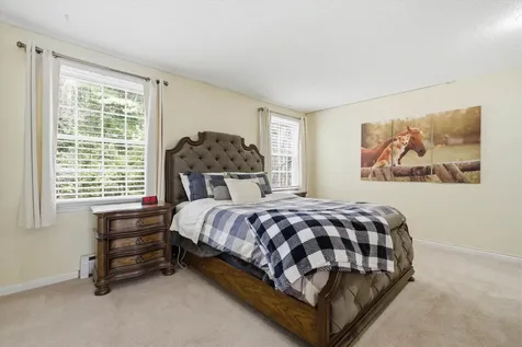 16 Kearns Drive Merrimack NH 03054