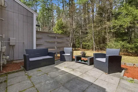16 Kearns Drive Merrimack NH 03054