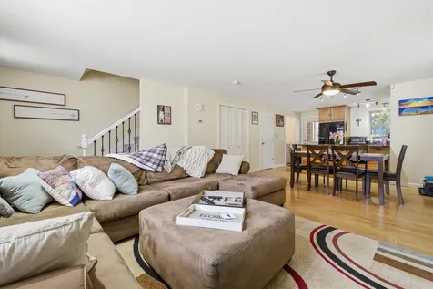 16 Kearns Drive Merrimack NH 03054