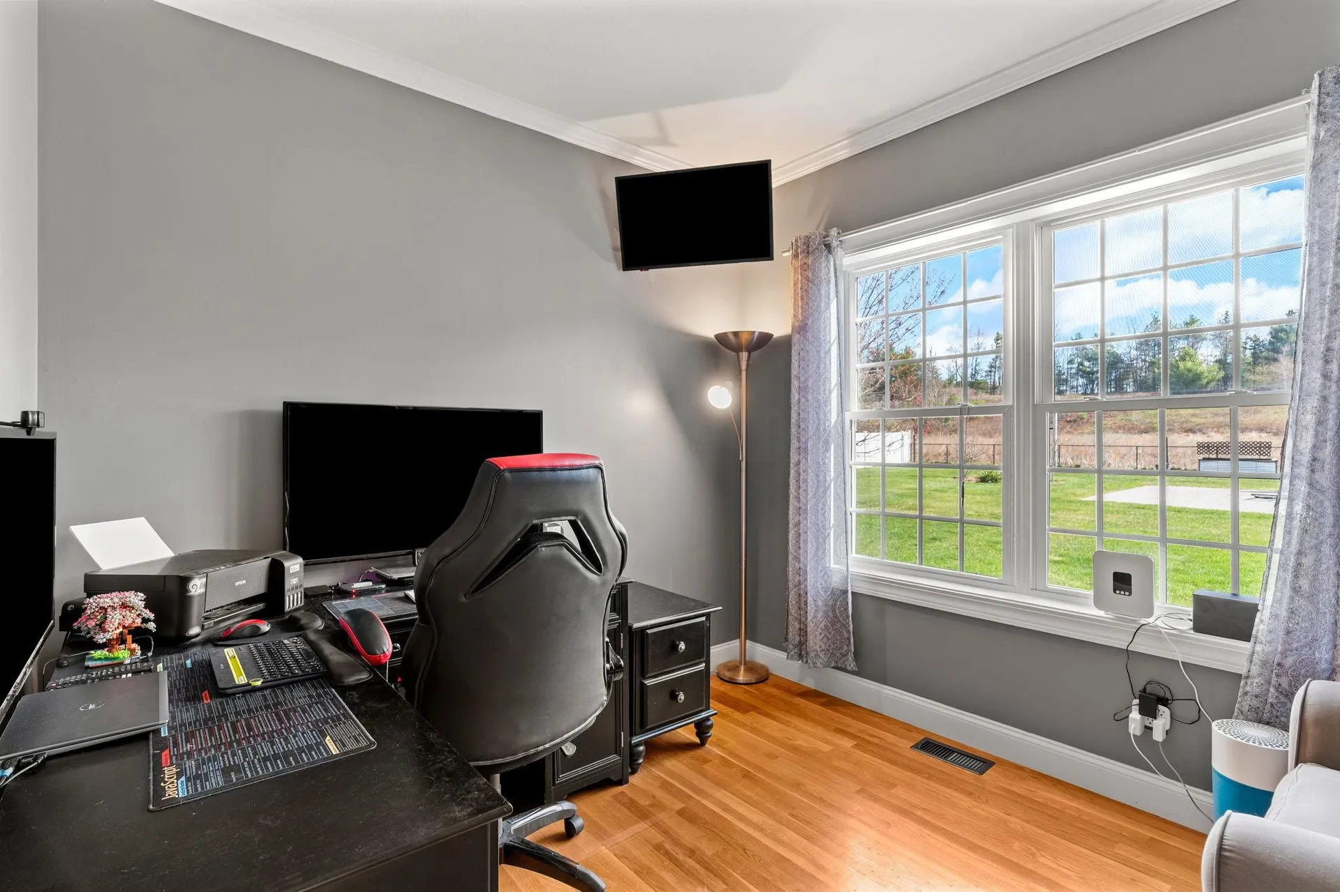 30 Hunter Mill Way Londonderry NH 03053