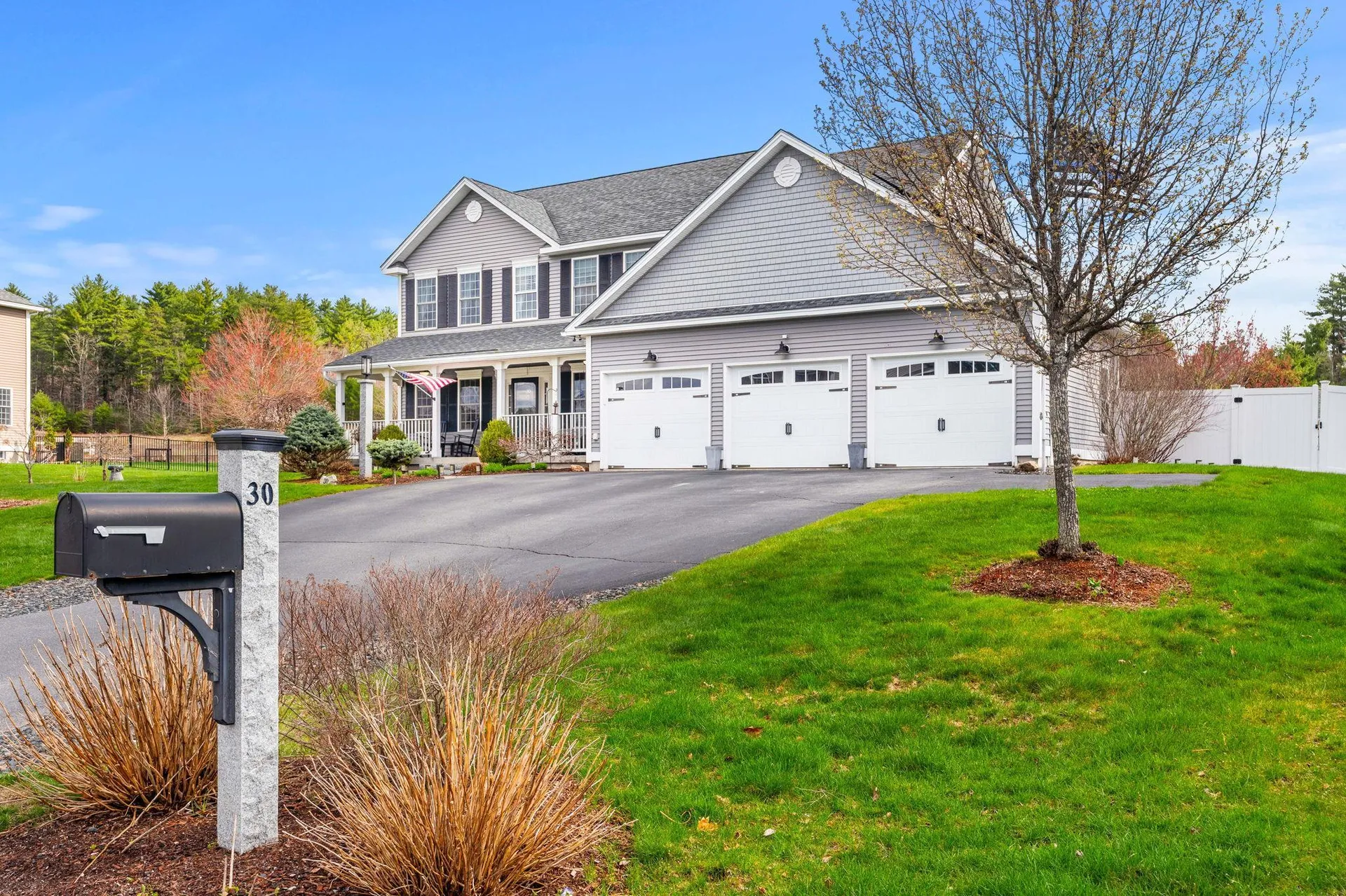 30 Hunter Mill Way Londonderry NH 03053