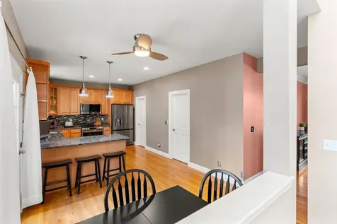 30 Hunter Mill Way Londonderry NH 03053