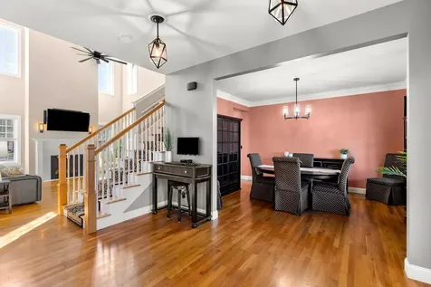 30 Hunter Mill Way Londonderry NH 03053
