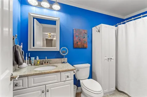30 Hunter Mill Way Londonderry NH 03053