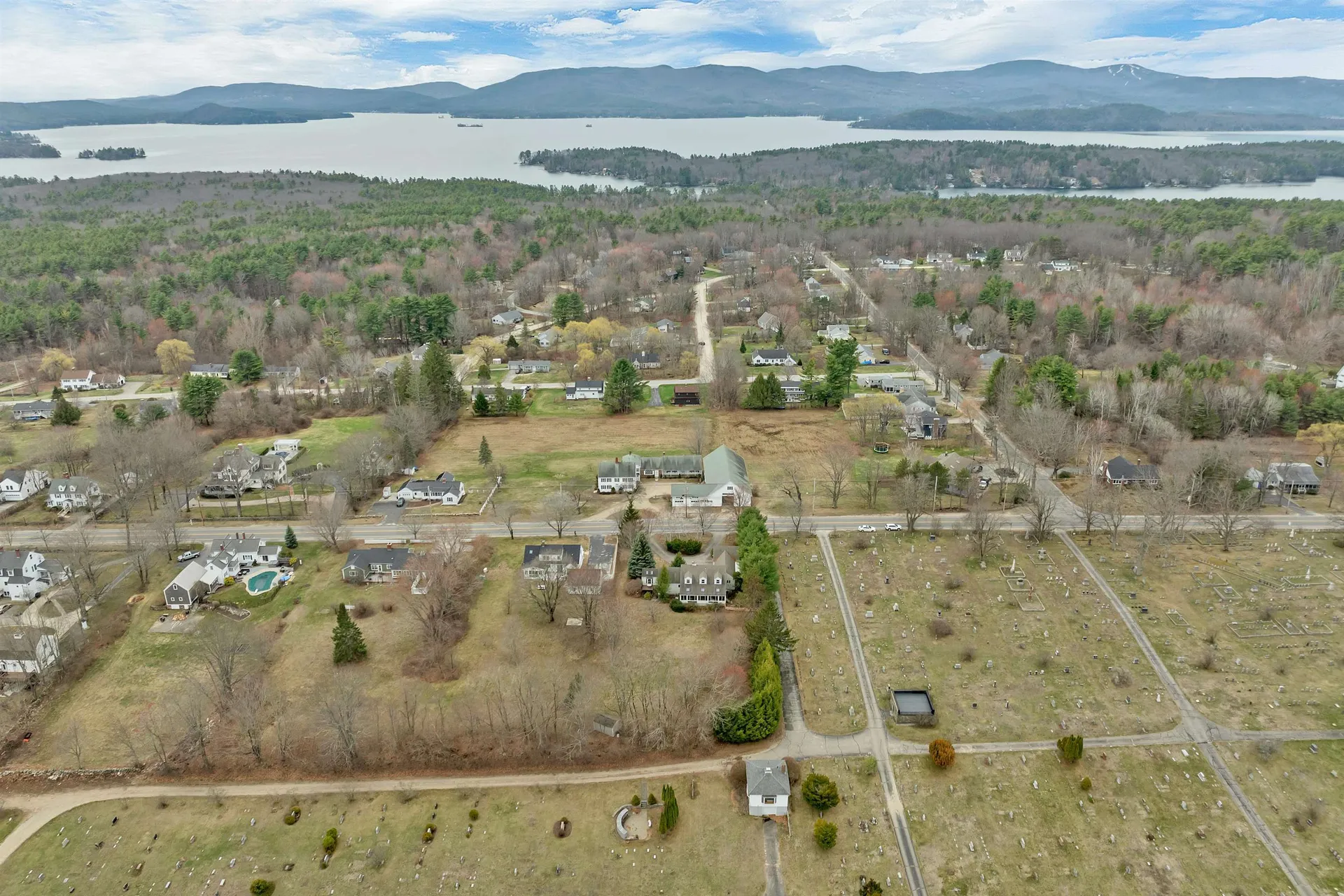 244 North Main Street Wolfeboro NH 03894
