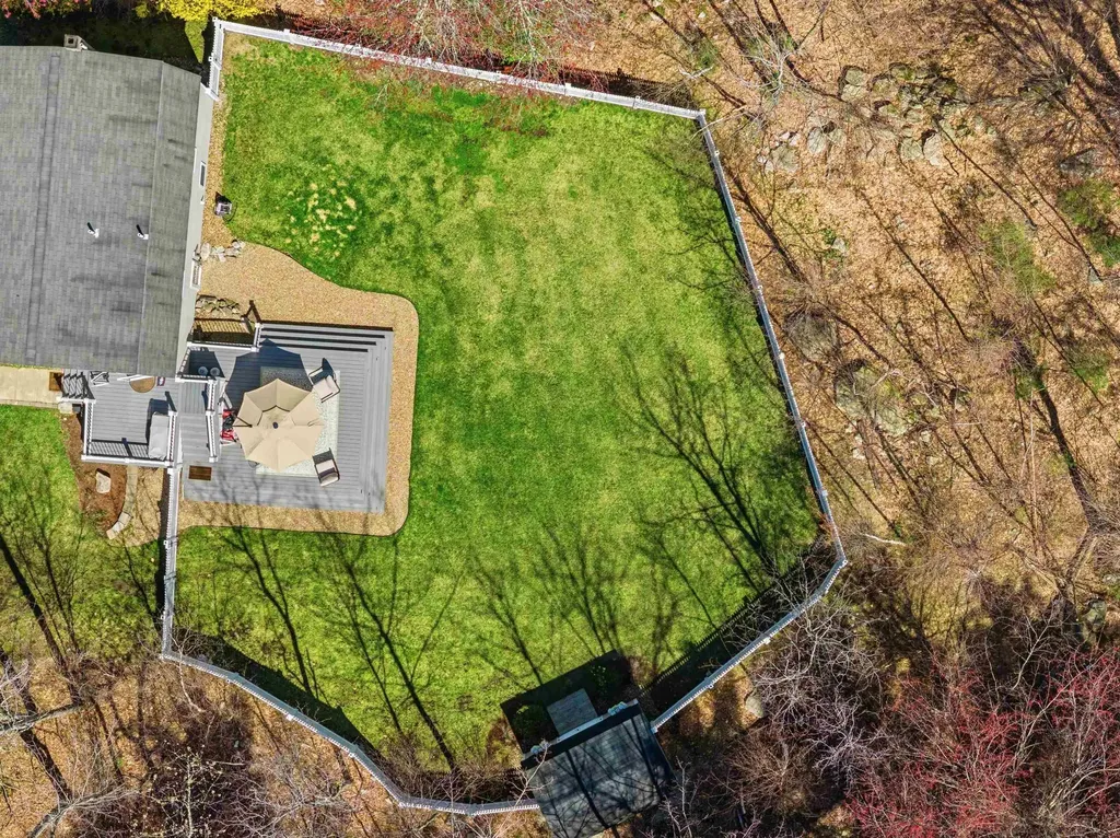 5 Imperial Drive Londonderry NH 03053