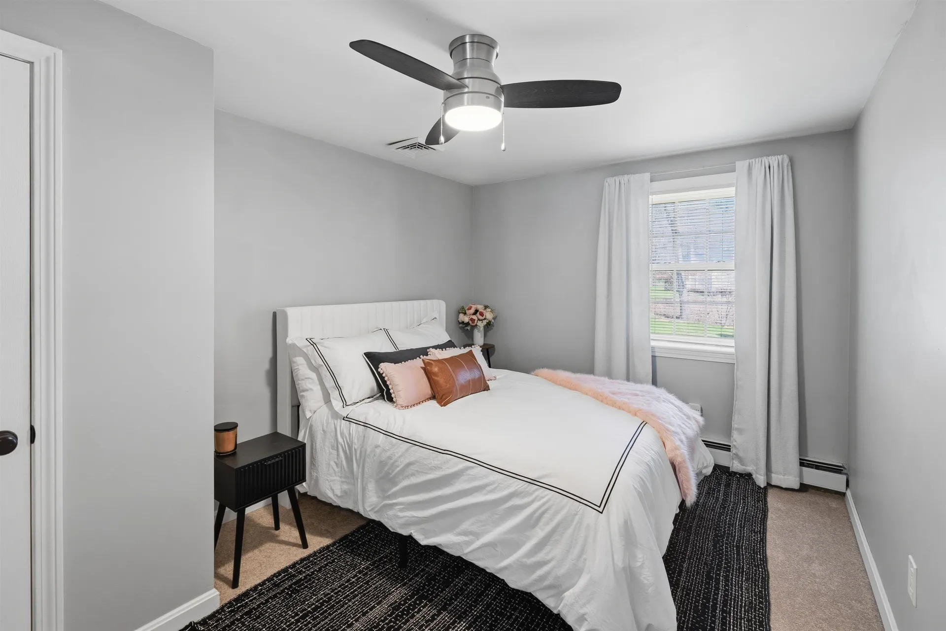 5 Imperial Drive Londonderry NH 03053