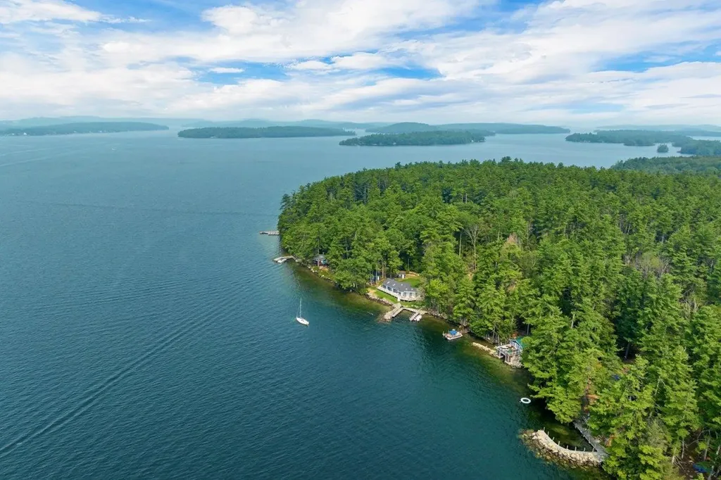 59 Welch Island Gilford NH 03249