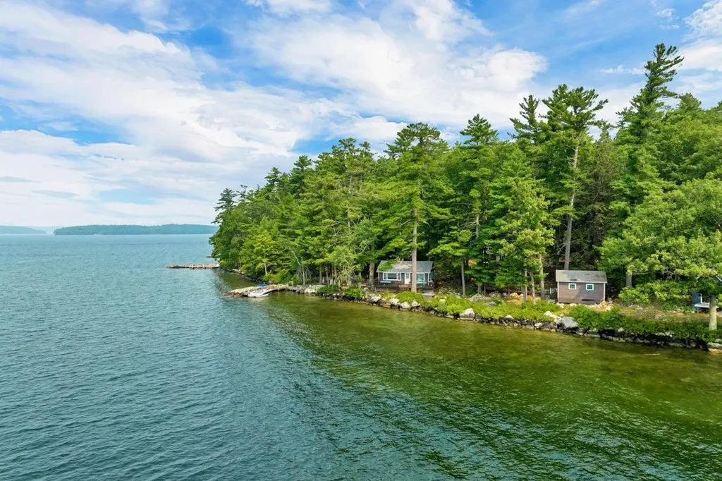 59 Welch Island Gilford NH 03249