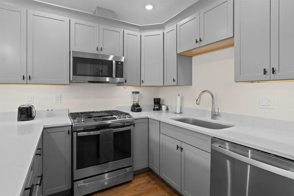 7 Ryan Road Thornton NH 03285