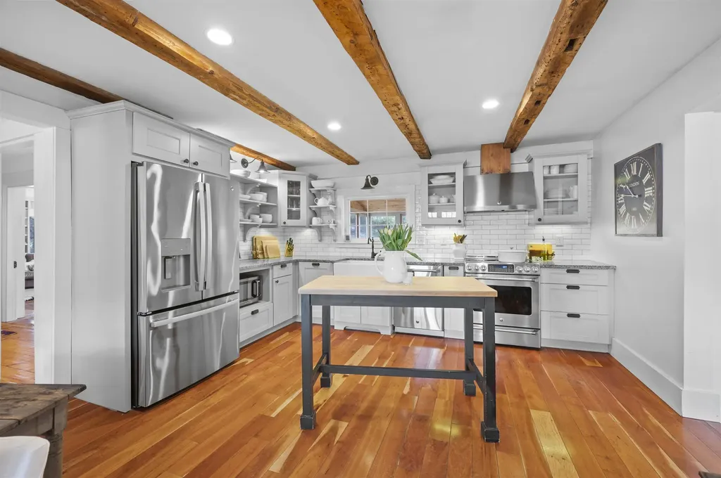 64 Kingston Road Exeter NH 03833