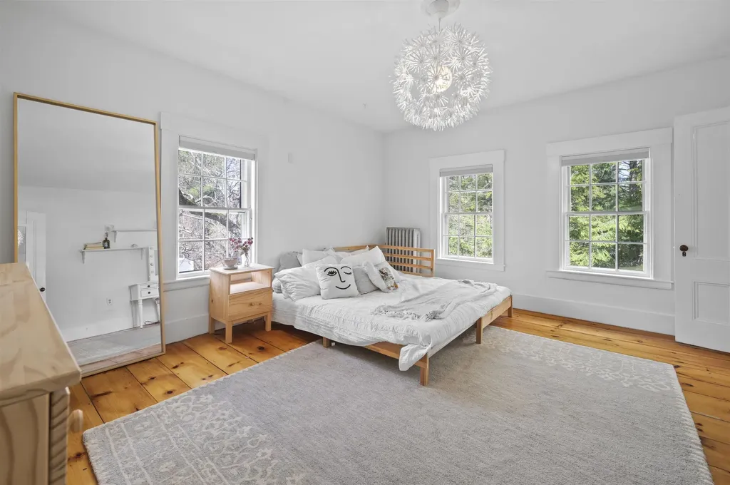 64 Kingston Road Exeter NH 03833