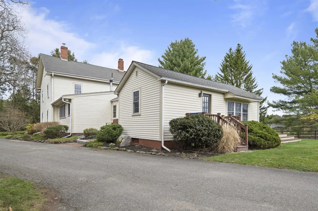 64 Kingston Road Exeter NH 03833